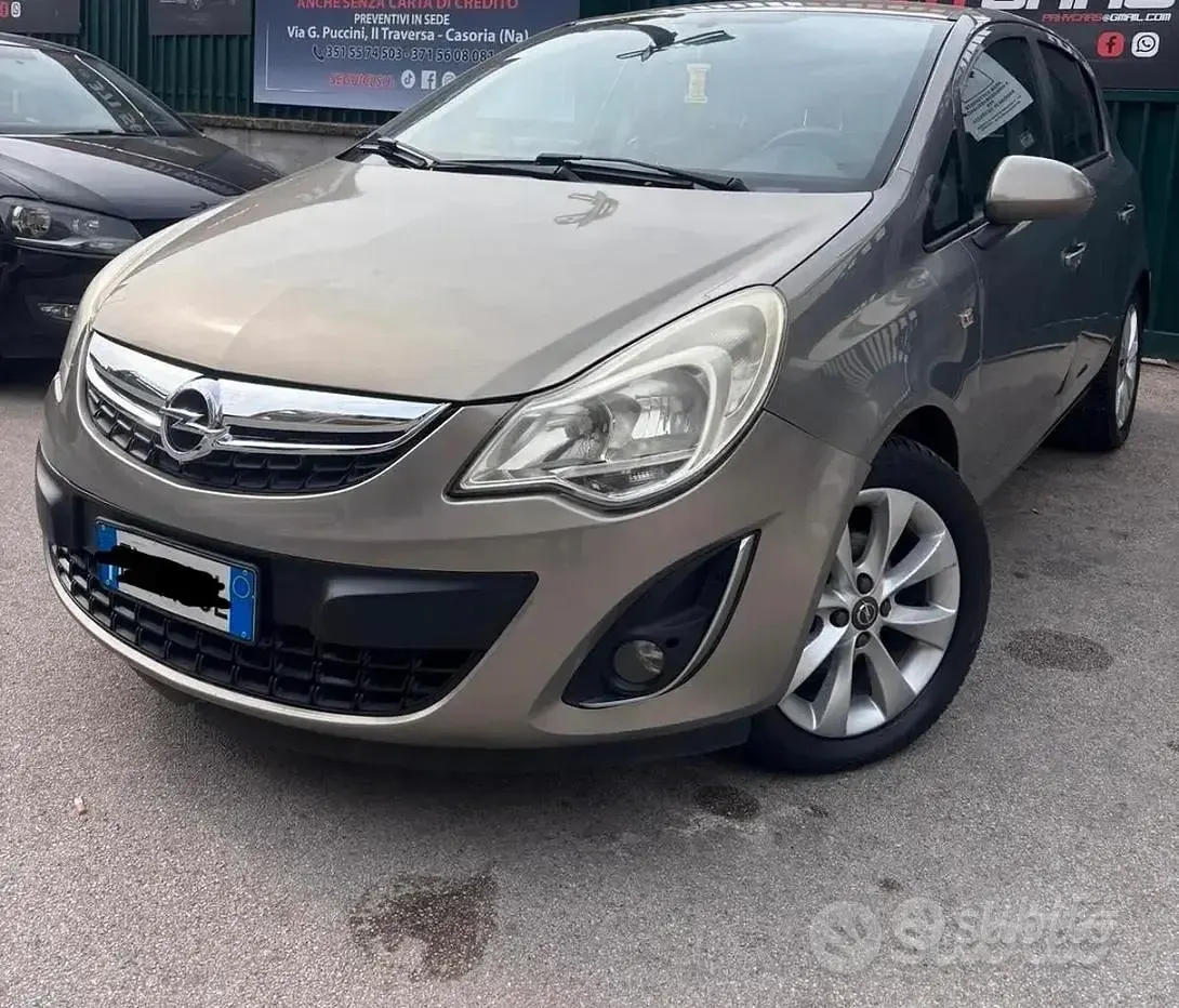 Usata Opel Corsa 75 CV (55 kW) 2013 Giallo Utilitaria