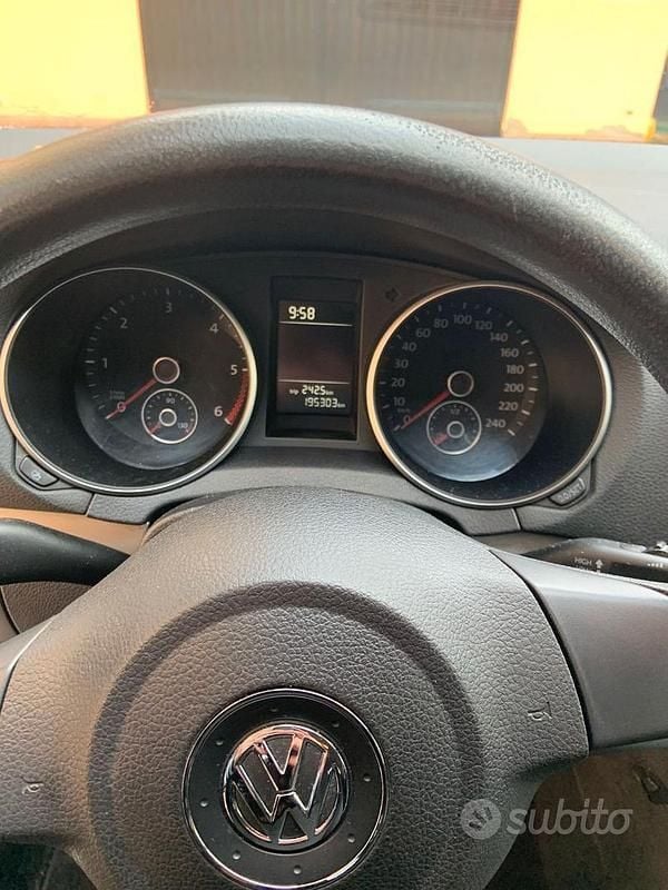 Usata VW Golf VII 105 CV (77 kW) 2012 Bianco Berlina