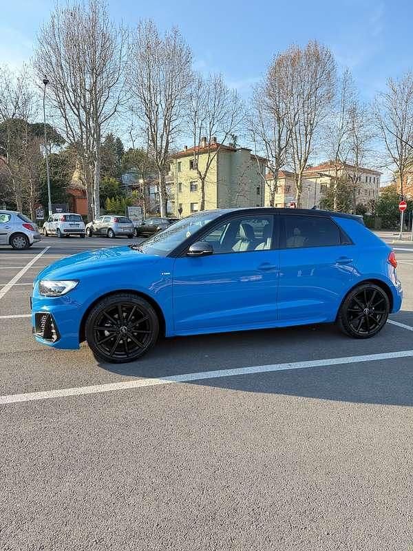 Usata Audi A1 Sportback S-Line 150 CV (110 kW) 2021 Blu/azzurro Utilitaria