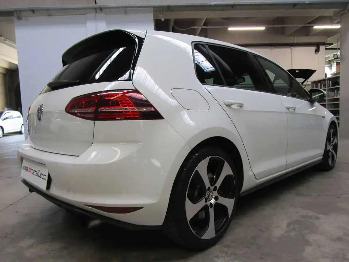 Usata VW Golf VII GTI 230 CV (169 kW) 2015 Bianco Berlina