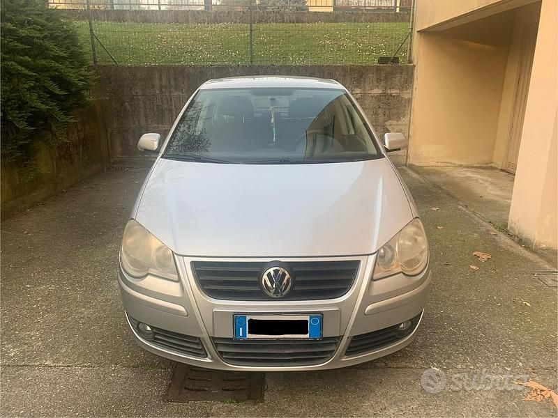 Usata VW Polo 80 CV (58 kW) 2006 Grigio Utilitaria