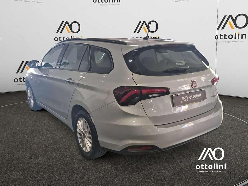 Usata Fiat Tipo City Life 131 CV (96 kW) 2021 Grigio Utilitaria