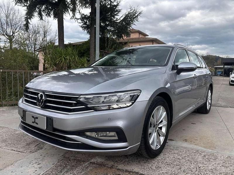Usata VW Passat 150 CV (110 kW) 2020 Grigio Station wagon