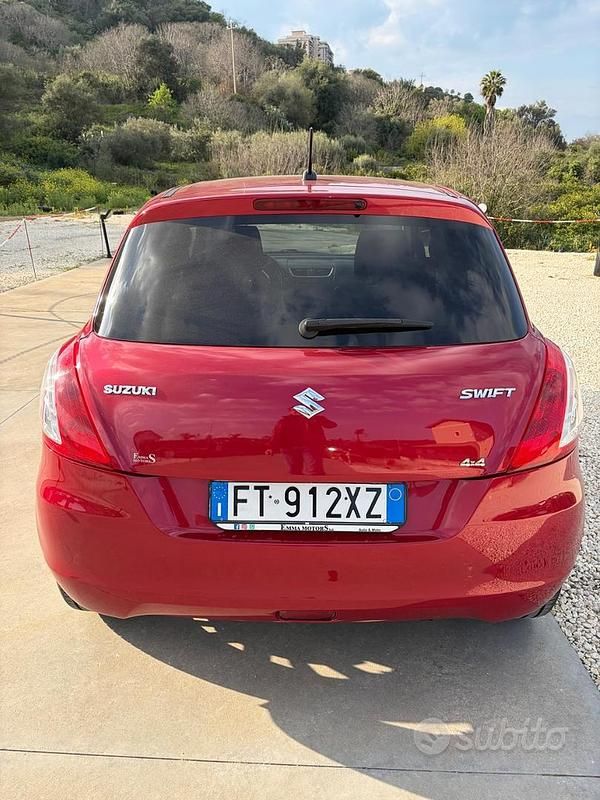 Brugt Suzuki Swift 2011 Rød Hatchback