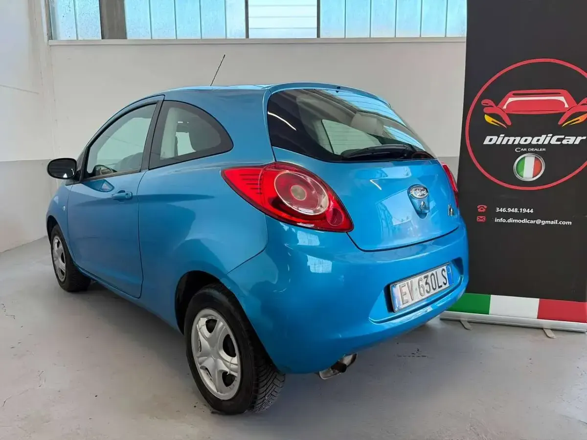 Usata Ford Ka 69 CV (50 kW) 2014 Blu/azzurro Berlina