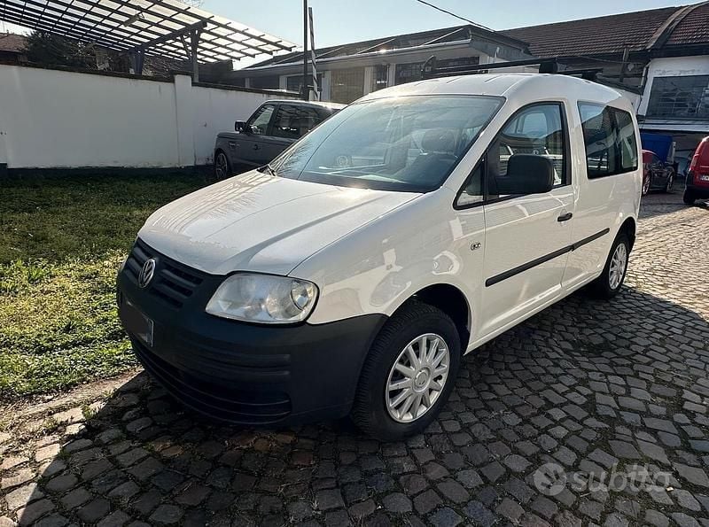 Usata VW Caddy 105 CV (77 kW) 2006 Bianco Monovolume