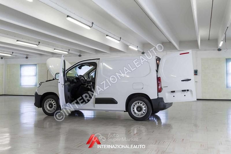 Nuova Opel Combo 102 CV (75 kW) 2025 Bianco Monovolume