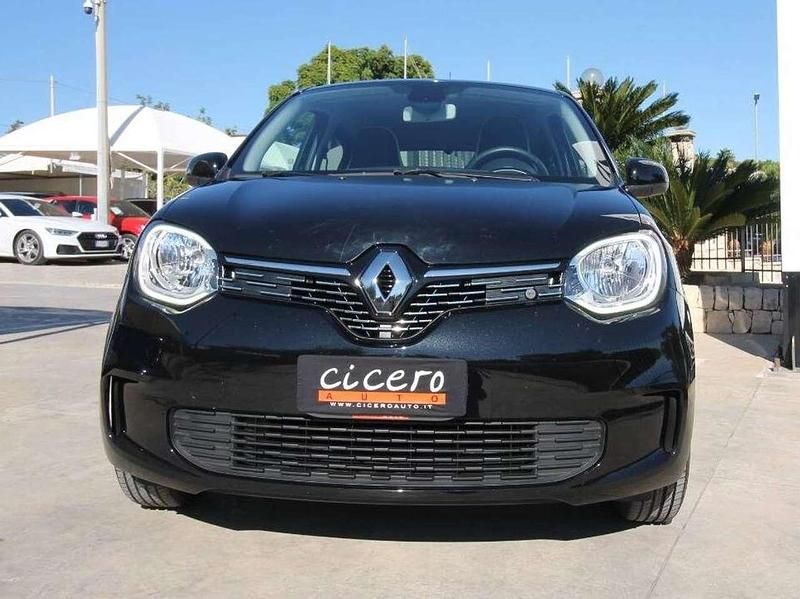 Usata Renault Twingo Techno 30 kW (42 CV) 2023 Nero Utilitaria