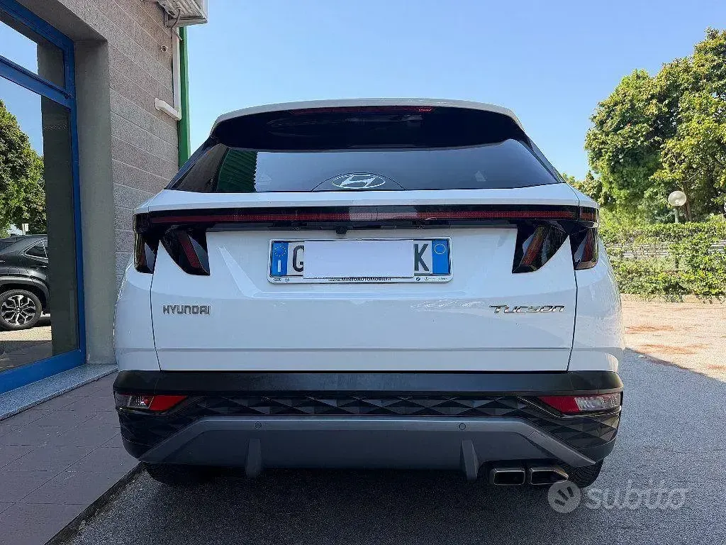 Usata Hyundai Tucson 116 CV (85 kW) 2021 Bianco SUV