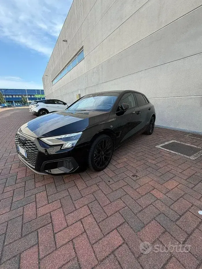 Usata Audi A3 Sport 150 CV (110 kW) 2023 Nero Berlina
