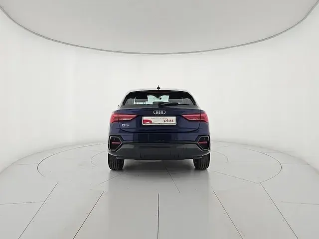 Usata Audi Q3 Sportback Business Plus 150 CV (110 kW) 2023 Blu/azzurro SUV