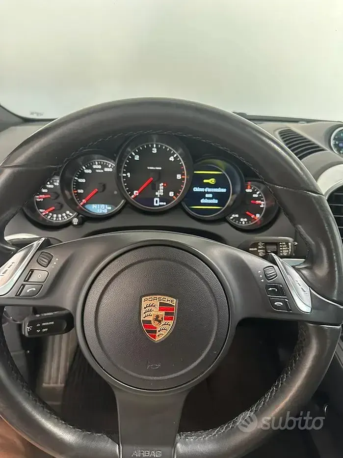 Usata Porsche Cayenne 240 CV (176 kW) 2010 SUV
