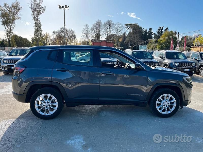 Usata Jeep Compass 131 CV (96 kW) 2022 Grigio SUV