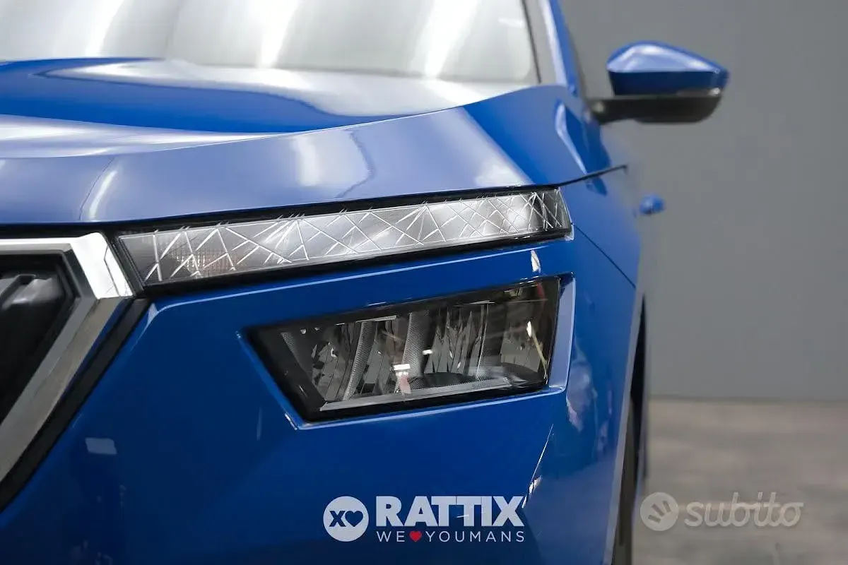 Usado Skoda Kamiq Ambition 95 CV (69 kW) 2023 Azul SUV