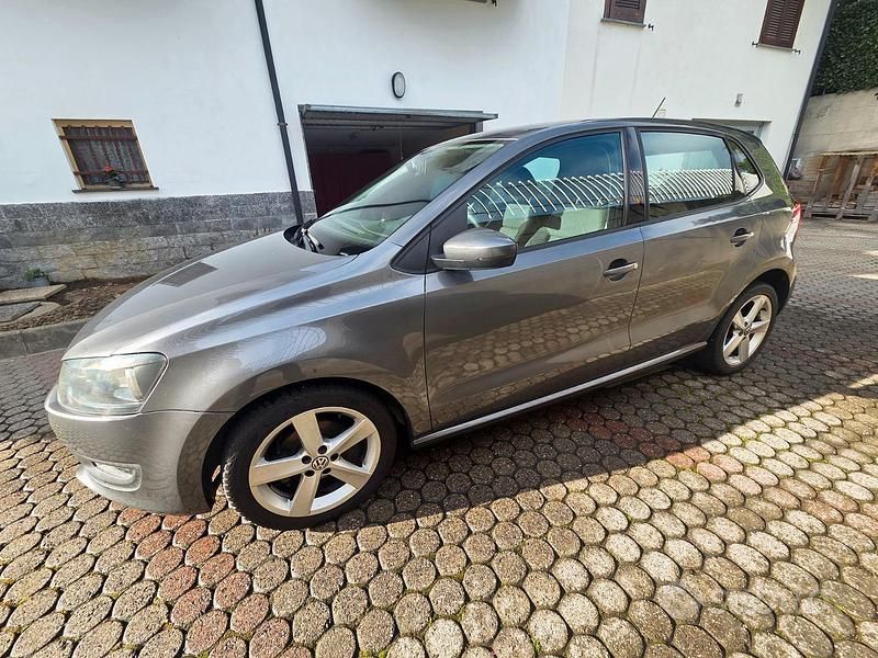 Usata VW Polo 90 CV (66 kW) 2012 Grigio Utilitaria