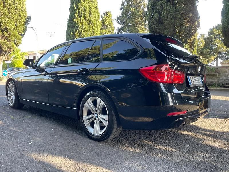 Begagnad BMW 316 Sport Line 116 HK (85 kW) 2015 Svart Kombi