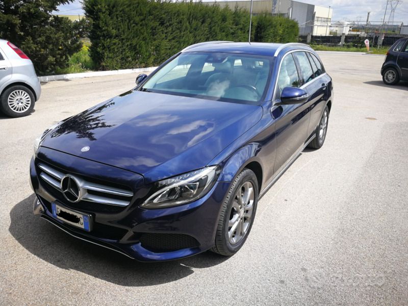 Usata Mercedes C220 170 CV (125 kW) 2016 Blu Station wagon