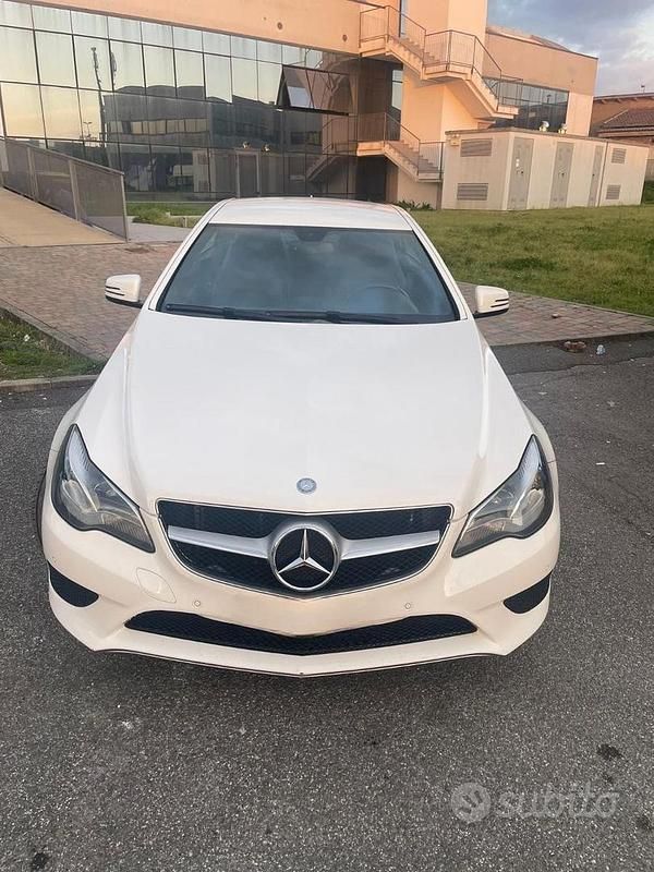 Usata Mercedes 220 170 CV (125 kW) 2016 Bianco Coupé