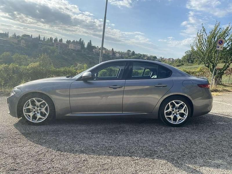 Usata Alfa Romeo Giulia Executive 160 CV (117 kW) 2020 Berlina