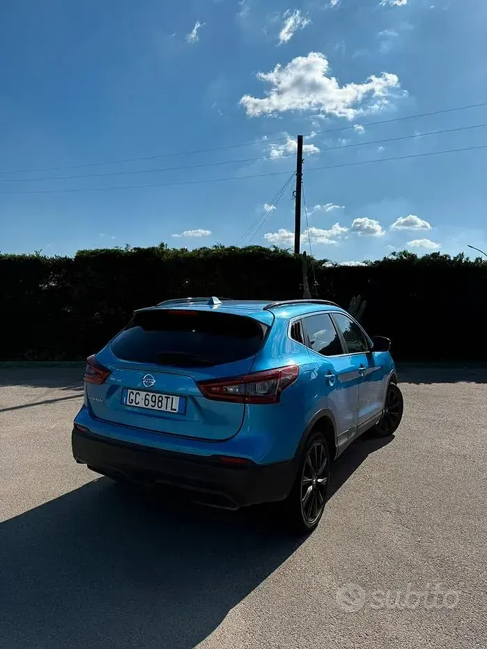 Usata Nissan Qashqai N-Connecta 116 CV (85 kW) 2020 Blu SUV