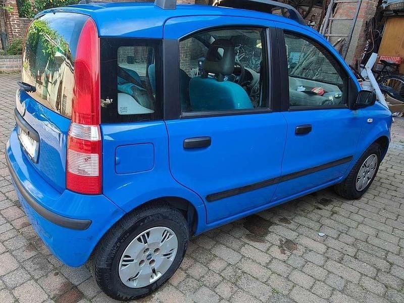 Usata Fiat Panda Dynamic 60 CV (44 kW) 2004 Blu/azzurro Utilitaria