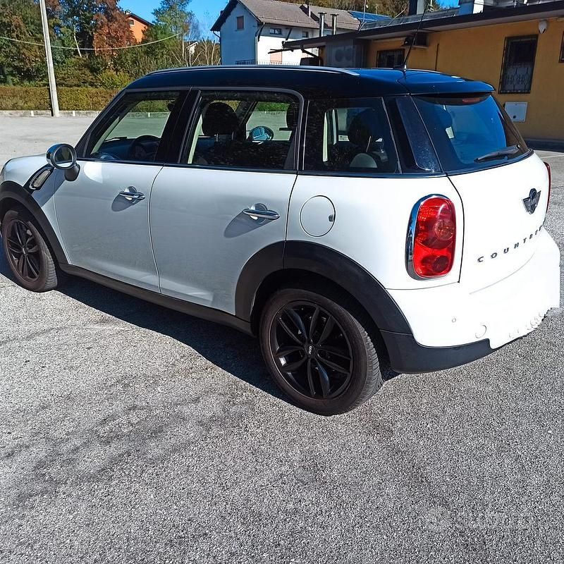 Usata Mini One D Countryman 2012 Bianco SUV