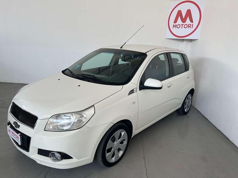 Usata Chevrolet Aveo LT 84 CV (61 kW) 2010 Bianco Berlina
