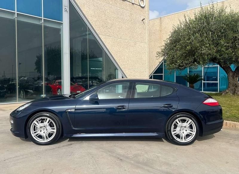 Usata Porsche Panamera 299 CV (219 kW) 2011 Blu Berlina