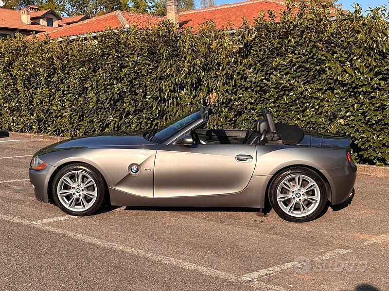 Usata BMW Z4 231 CV (169 kW) 2003 Grigio Cabrio