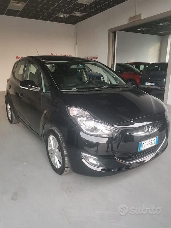 Usata Hyundai ix20 Comfort 90 CV (66 kW) 2014 Nero Utilitaria