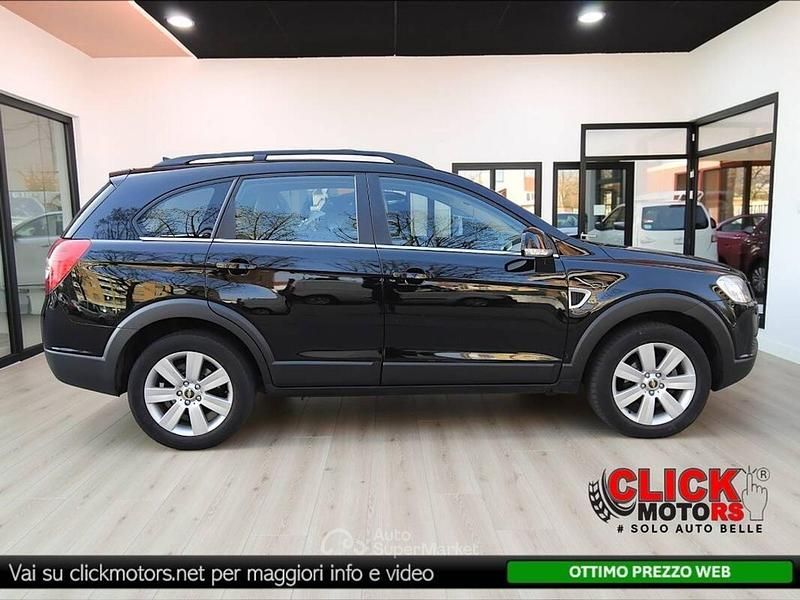 Begagnad Chevrolet Captiva LT 150 HK (110 kW) 2007 Svart SUV