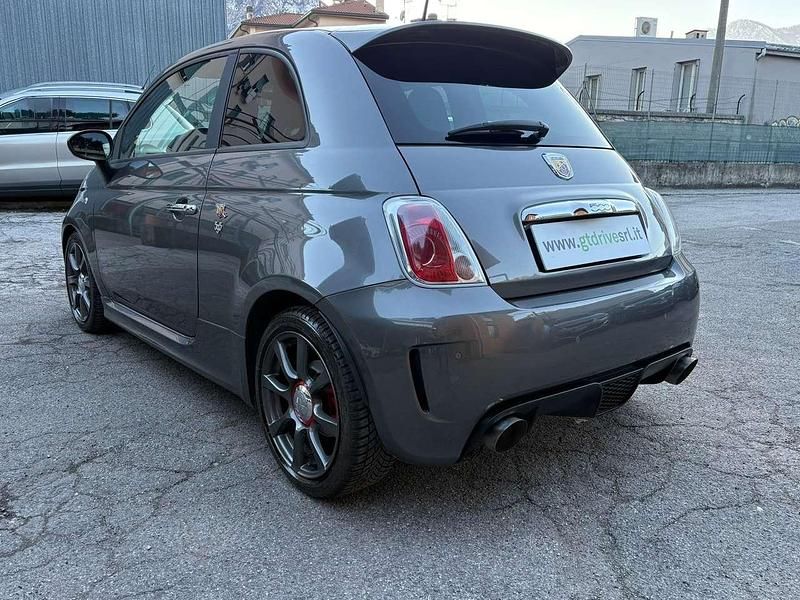 Grigio metallizzato Usata 2016 Abarth 595 Due volumi | 11.900 € (Ottimo prezzo) - Immagine 1/4