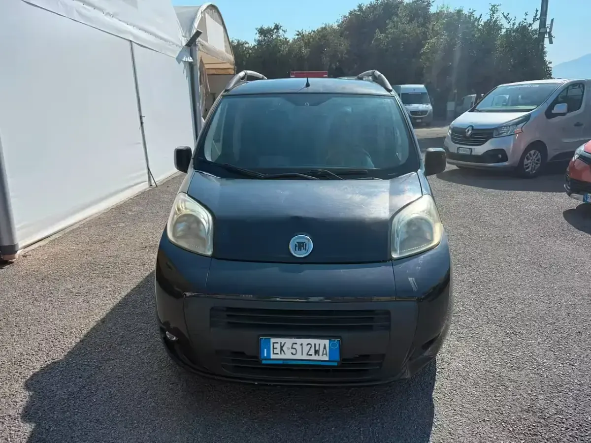 Usata Fiat Qubo Trekking 75 CV (55 kW) 2011 Nero Monovolume