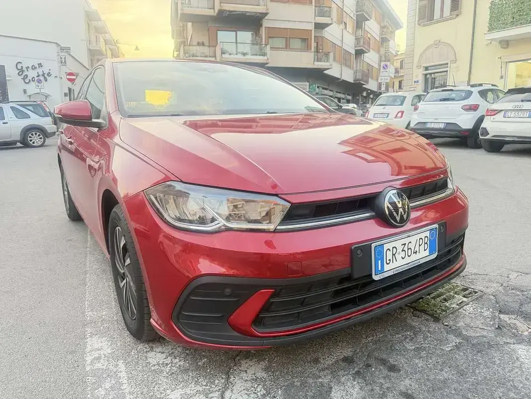 Usata VW Polo Highline 95 CV (69 kW) 2024 Rosso Utilitaria