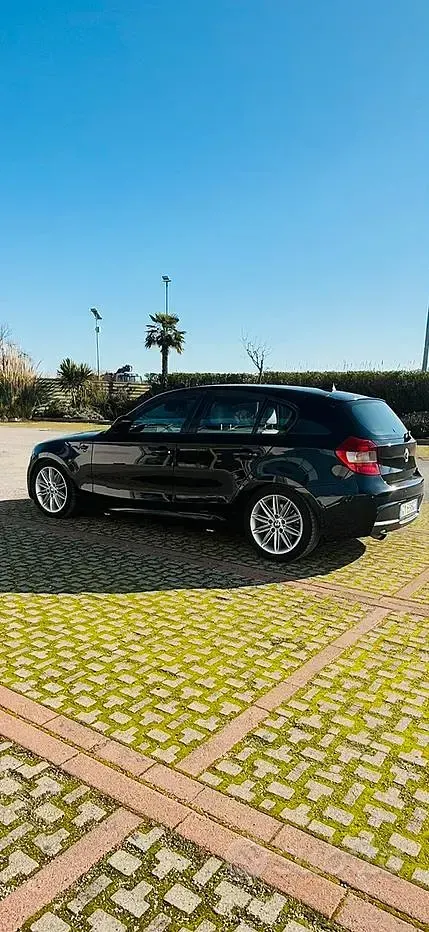 Usata BMW 120 M Sport 177 CV (130 kW) 2007 Nero Utilitaria