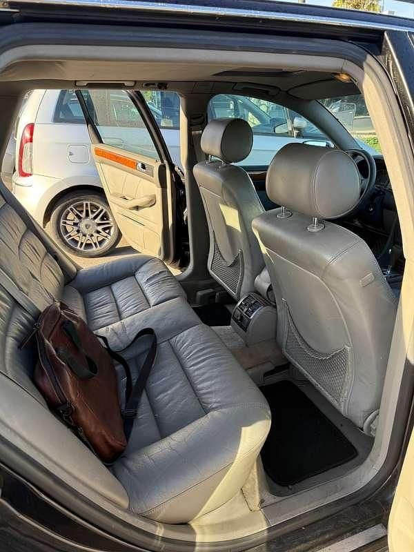 Begagnad Audi A6 140 HK (102 kW) 2002 Kombi