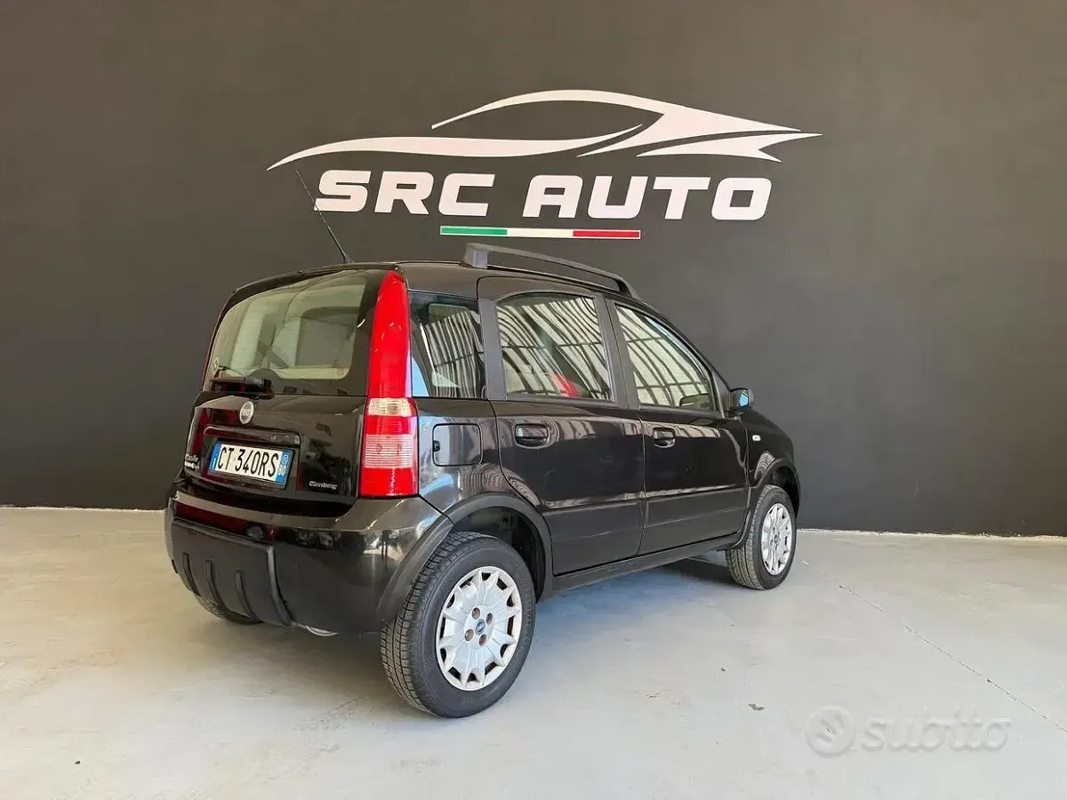 Usata Fiat Panda 4x4 Climbing 60 CV (44 kW) 2005 Nero Utilitaria