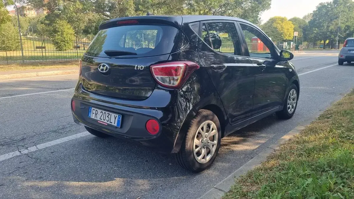 Usata Hyundai i10 Comfort 67 CV (49 kW) 2018 Utilitaria