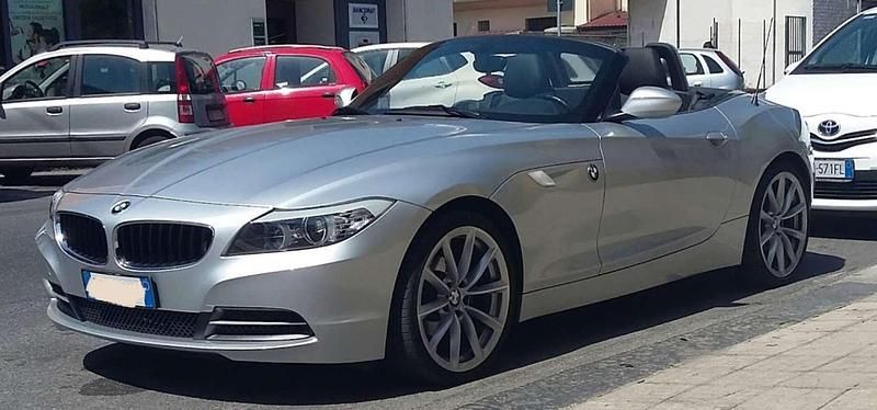 Argento Usata 2011 BMW Z4 Cabrio | 17.900 € (Buon prezzo) - Immagine 1/3
