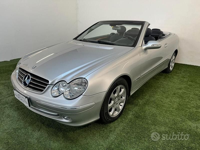 Usata Mercedes CLK240 Elegance 170 CV (125 kW) 2005 Grigio Cabrio