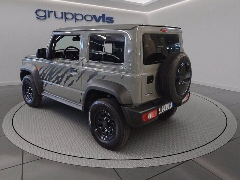 Second-hand Suzuki Jimny 102 CP (75 kW) 2023 Gri SUV