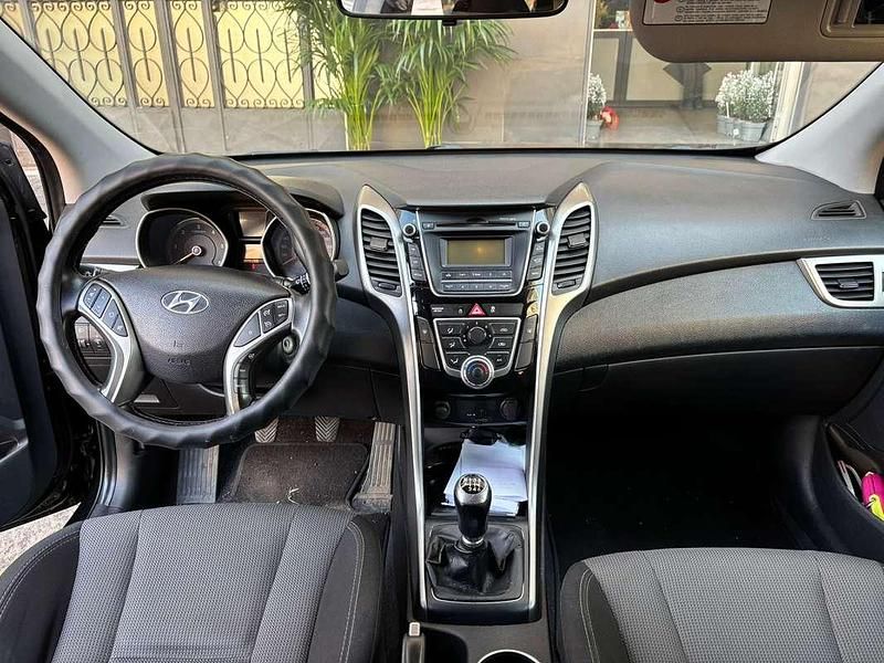 Usata Hyundai i30 Classic 90 CV (66 kW) 2013 Nero Berlina