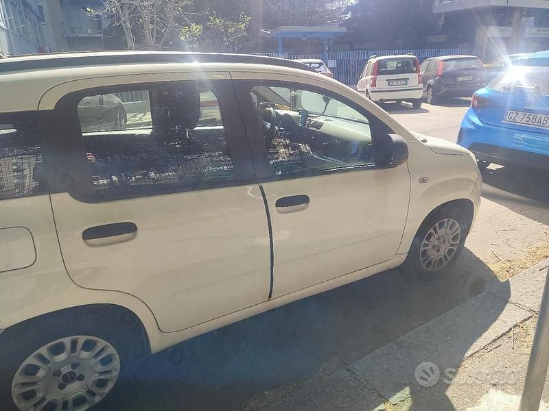 Usata Fiat Panda 69 CV (50 kW) 2015 Bianco Utilitaria
