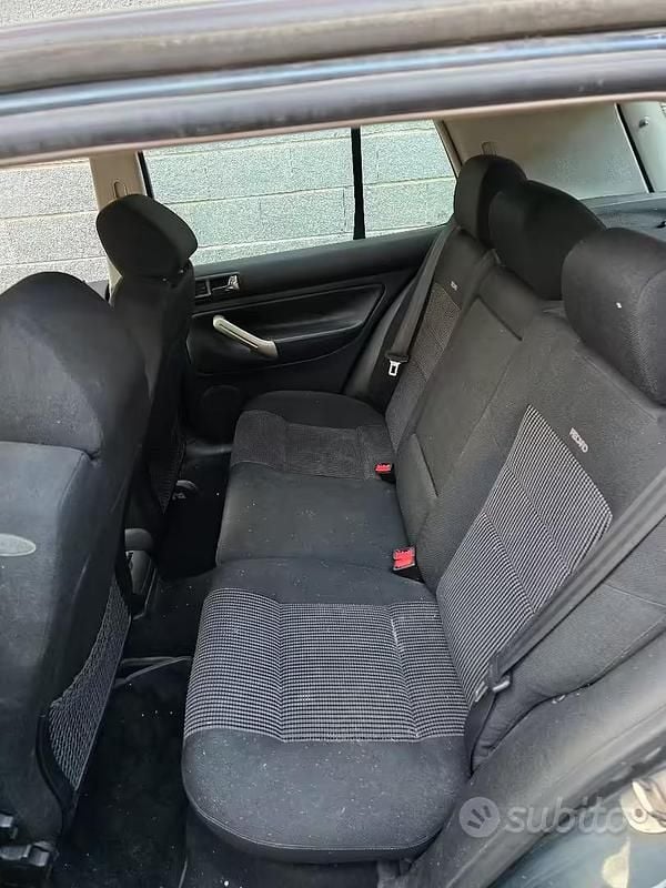 Usata VW Golf III 90 CV (66 kW) 1999 Grigio Berlina