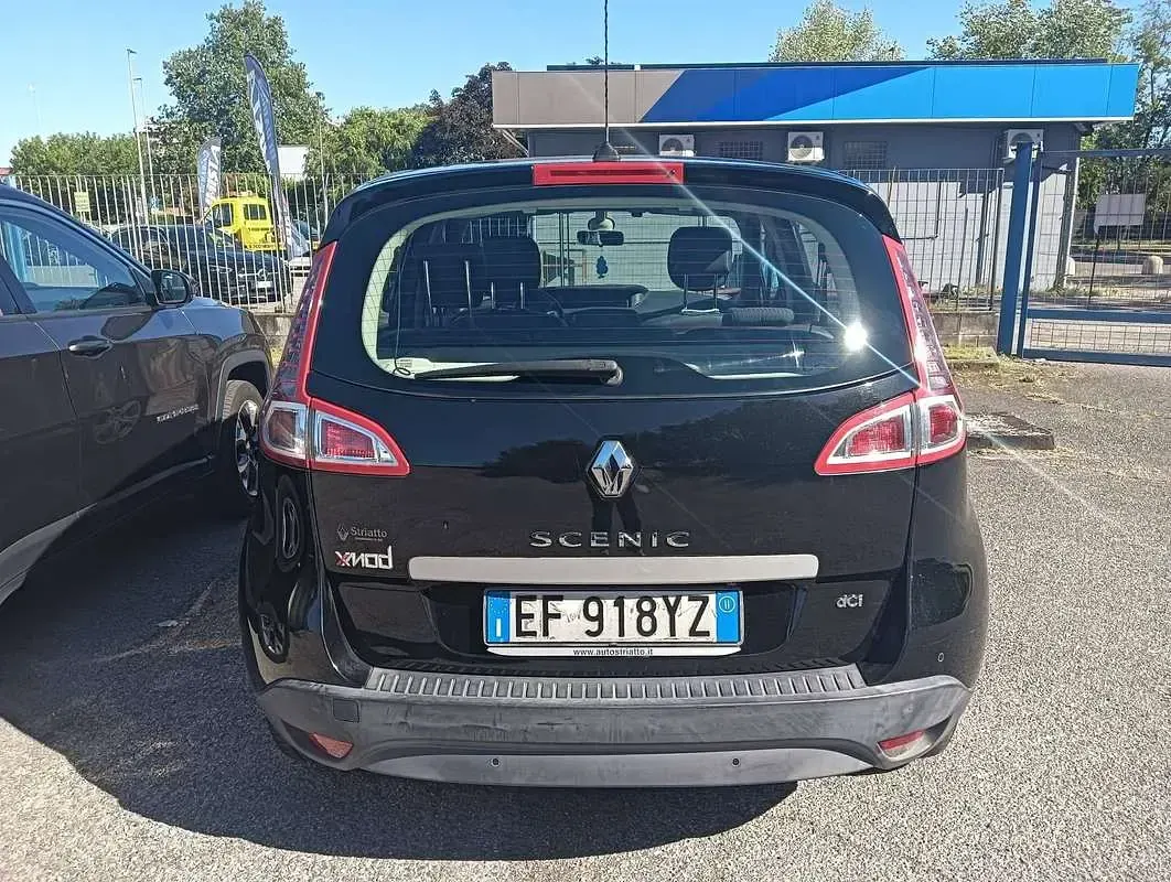 Usata Renault Scenic E-Tech Dynamique 110 CV (80 kW) 2011 Nero Monovolume