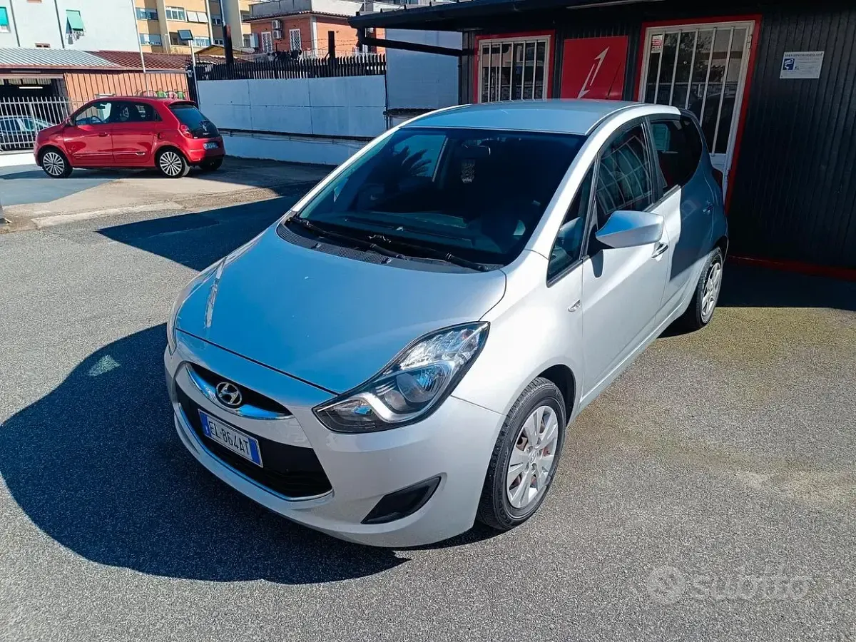 Usata Hyundai ix20 Classic 90 CV (66 kW) 2012 Grigio Utilitaria