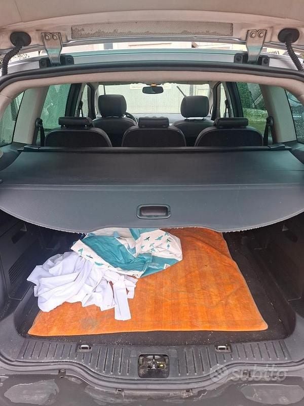 Usata Ford S-MAX S 140 CV (102 kW) 2007 Grigio Monovolume