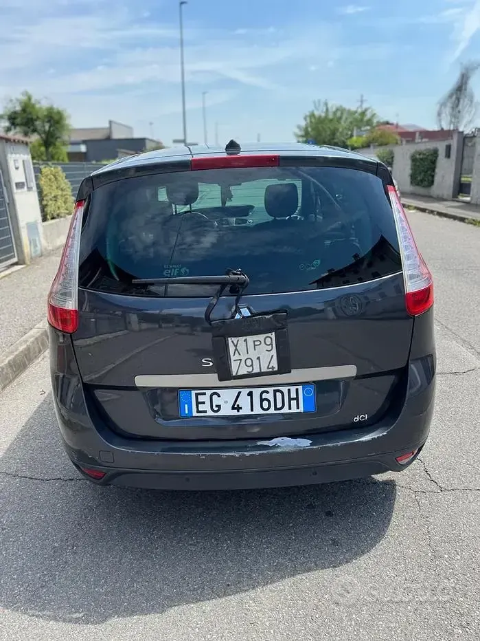 Usata Renault Scenic E-Tech 110 CV (80 kW) 2010 Grigio Monovolume
