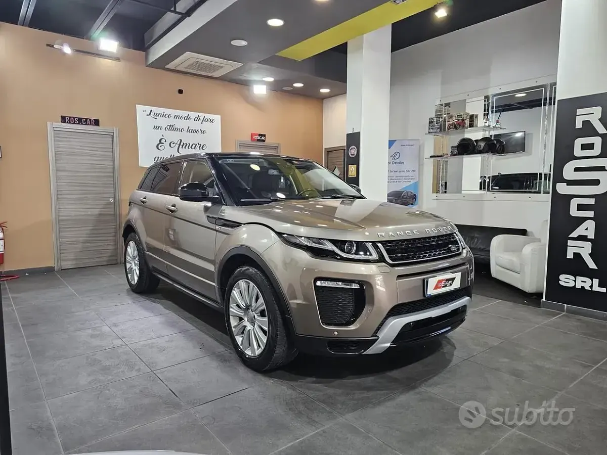 Usata Land Rover Range Rover evoque Dynamic 179 CV (131 kW) 2016 Marrone Station wagon