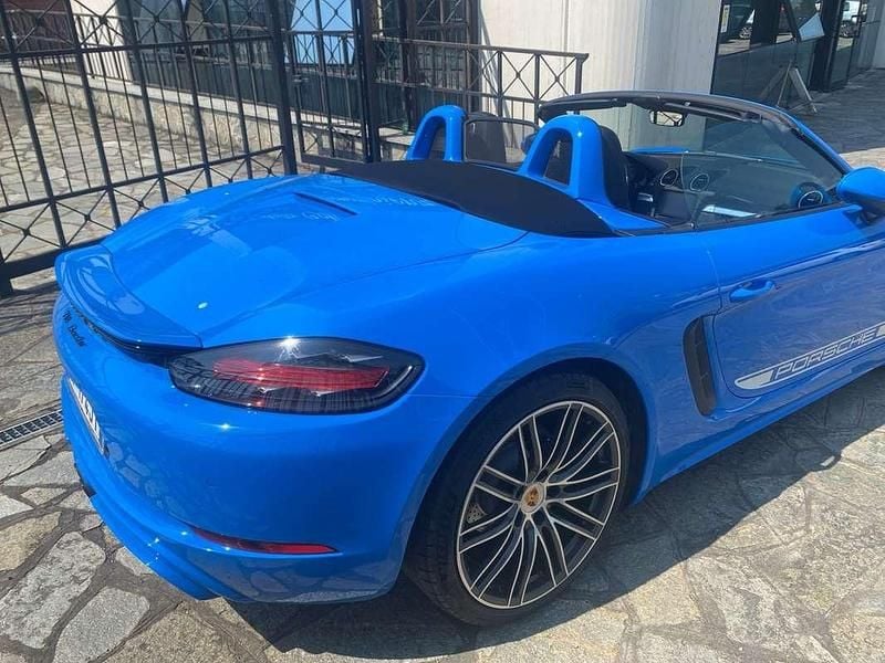 Usata Porsche 718 Boxster 300 CV (220 kW) 2023 Blu/azzurro Cabrio